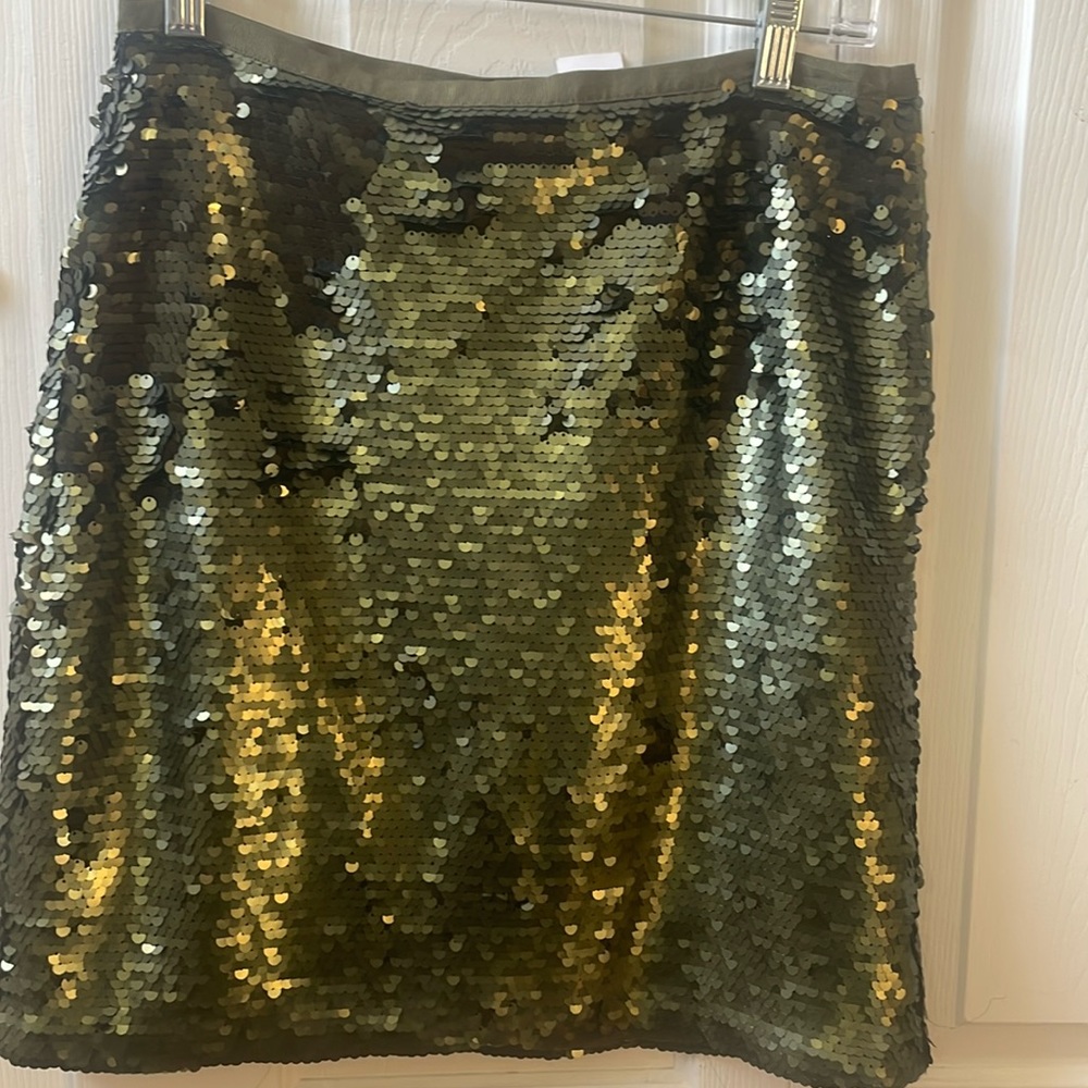 New olive green sequined mini skirt by LOFT  - st Patrick’s day, holiday. Sexy - Picture 2 of 7
